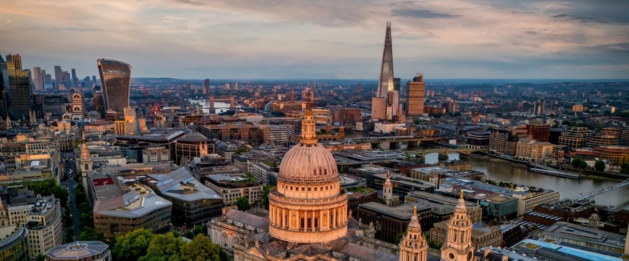 london view st peter cathedral