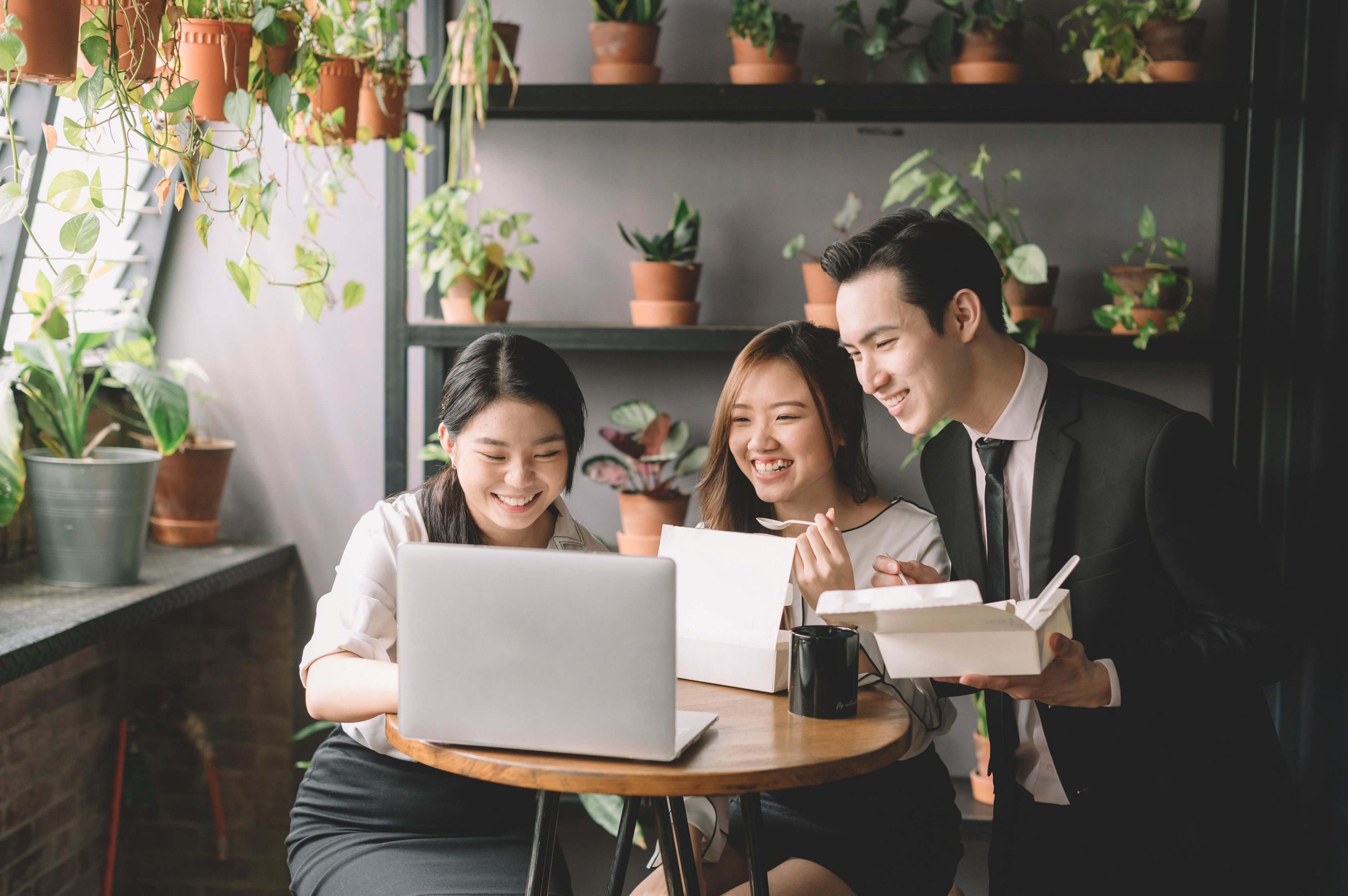 a credit solution guide for how to protect your cash flow