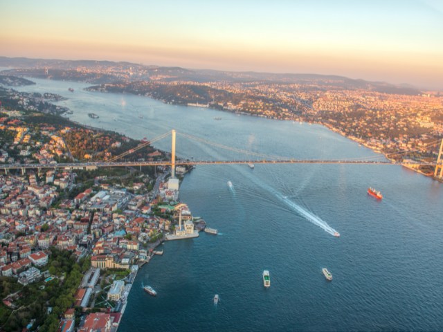 Ponte sul Bosforo a Istanbul