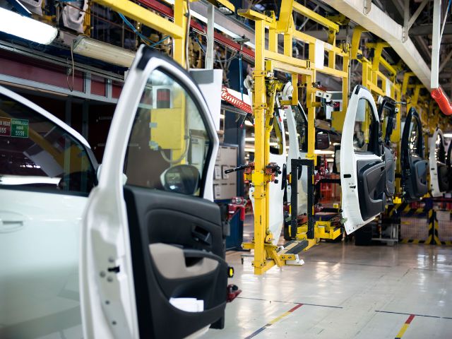 Catena di montaggio in un'industria automobilistica