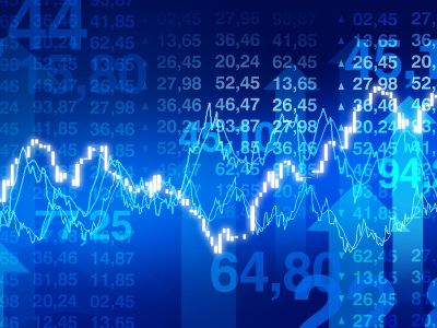 Schermo blu con proiettati dati numerici e grafici