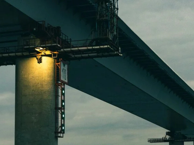 Ponte in costruzione