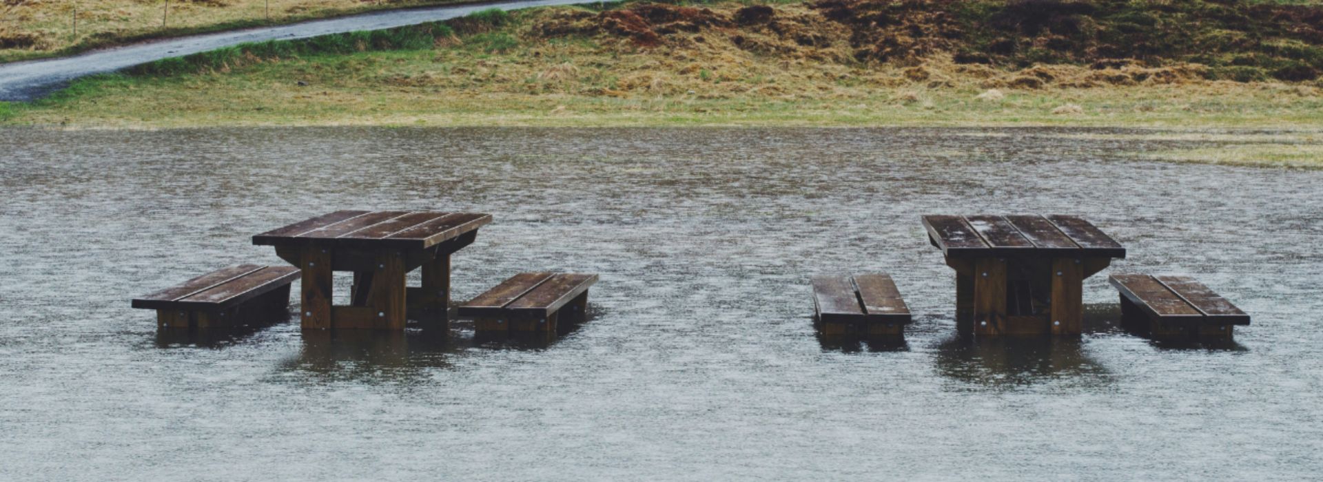 Innalzamento delle acque in una zona dedicata ai picnic